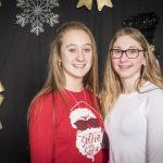 série de portraits des étudiants dans le cadre des activités de Noël de l'école secondaire La Frontalière